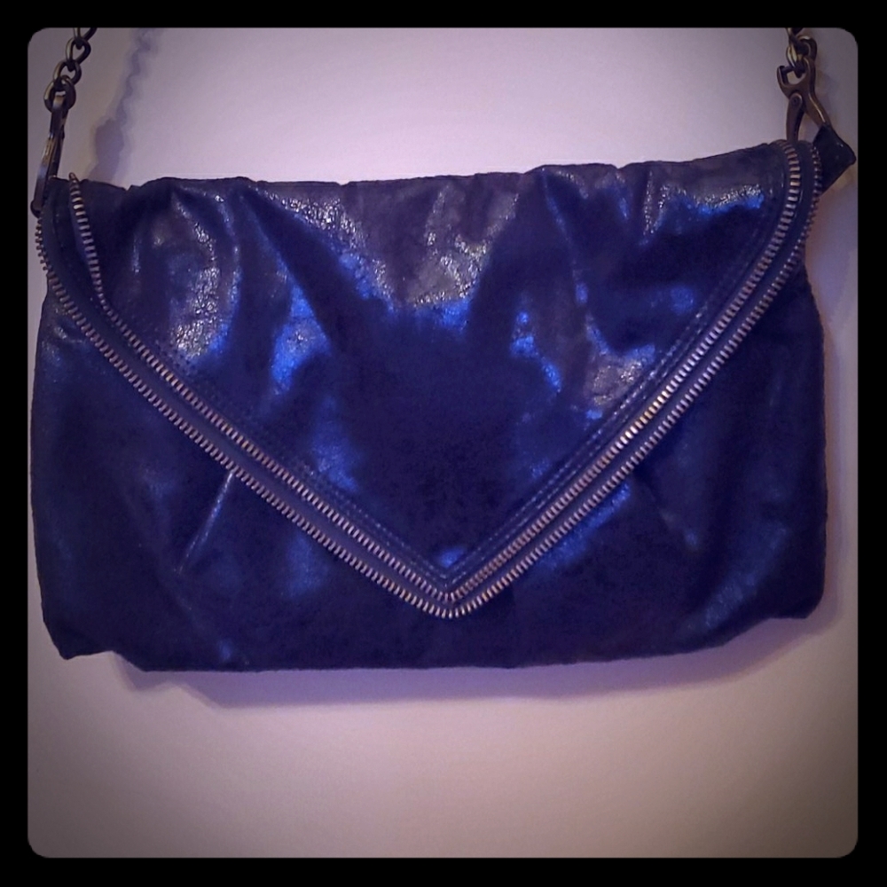 🪁2/$40 Matt and Nat Convertible Envelope Purse